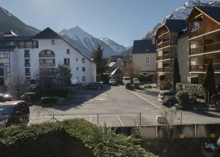 Type 2 Sud Avec Balcon Et Parking Prive - Fr-1-296-261 Lägenhet *